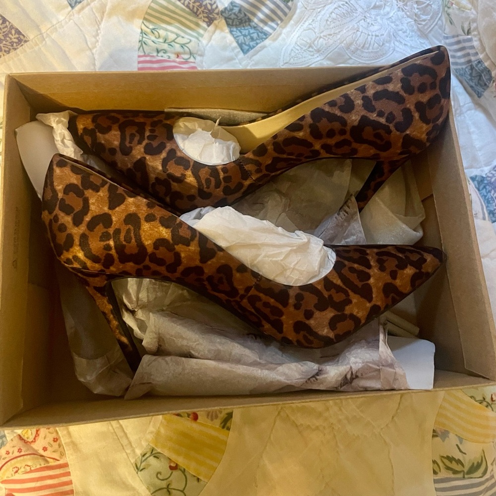 Jessica Simpson Leopard Print Heels